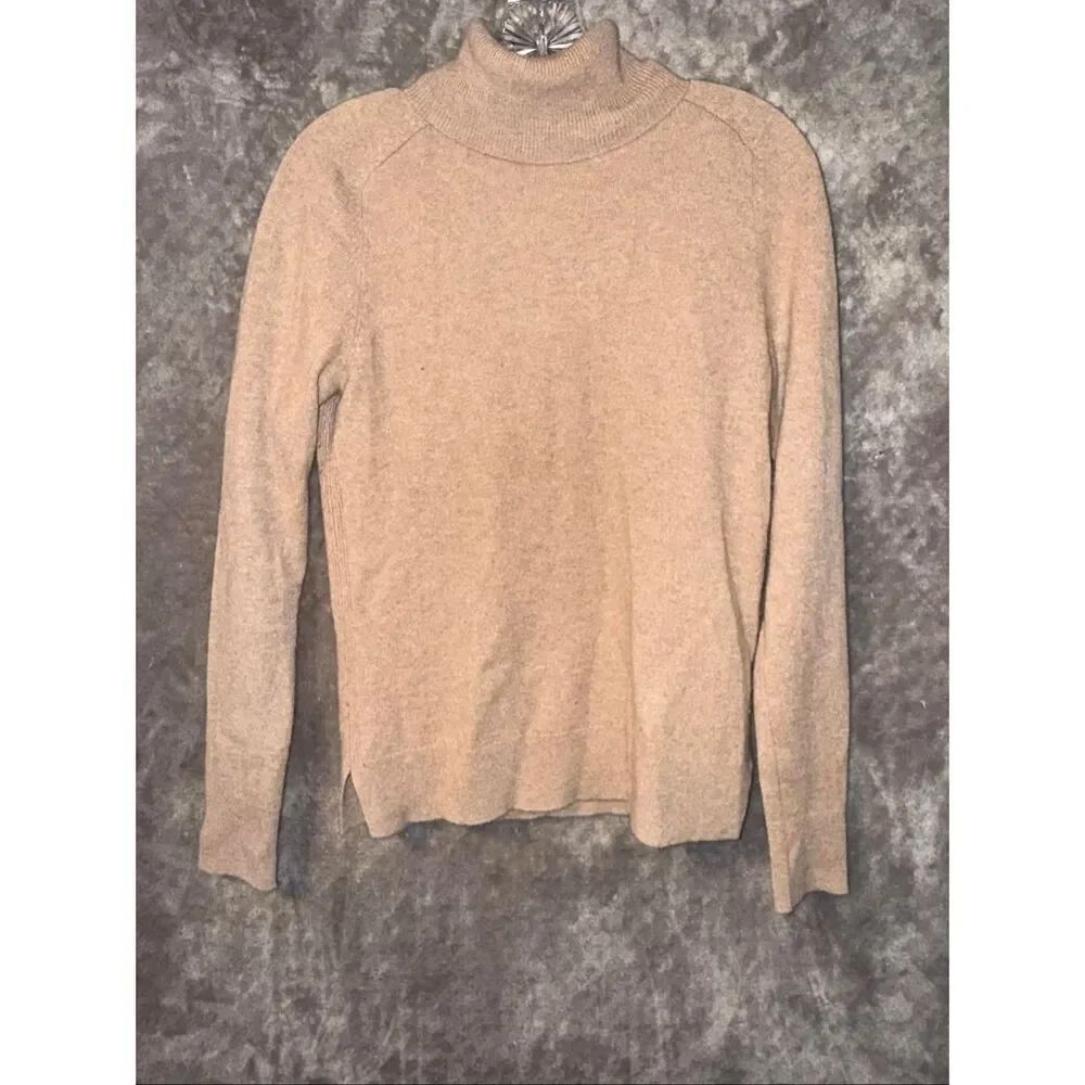 Ann Taylor Tan Turtleneck 100% cashmere  long sleeve pullover sweater Small #750